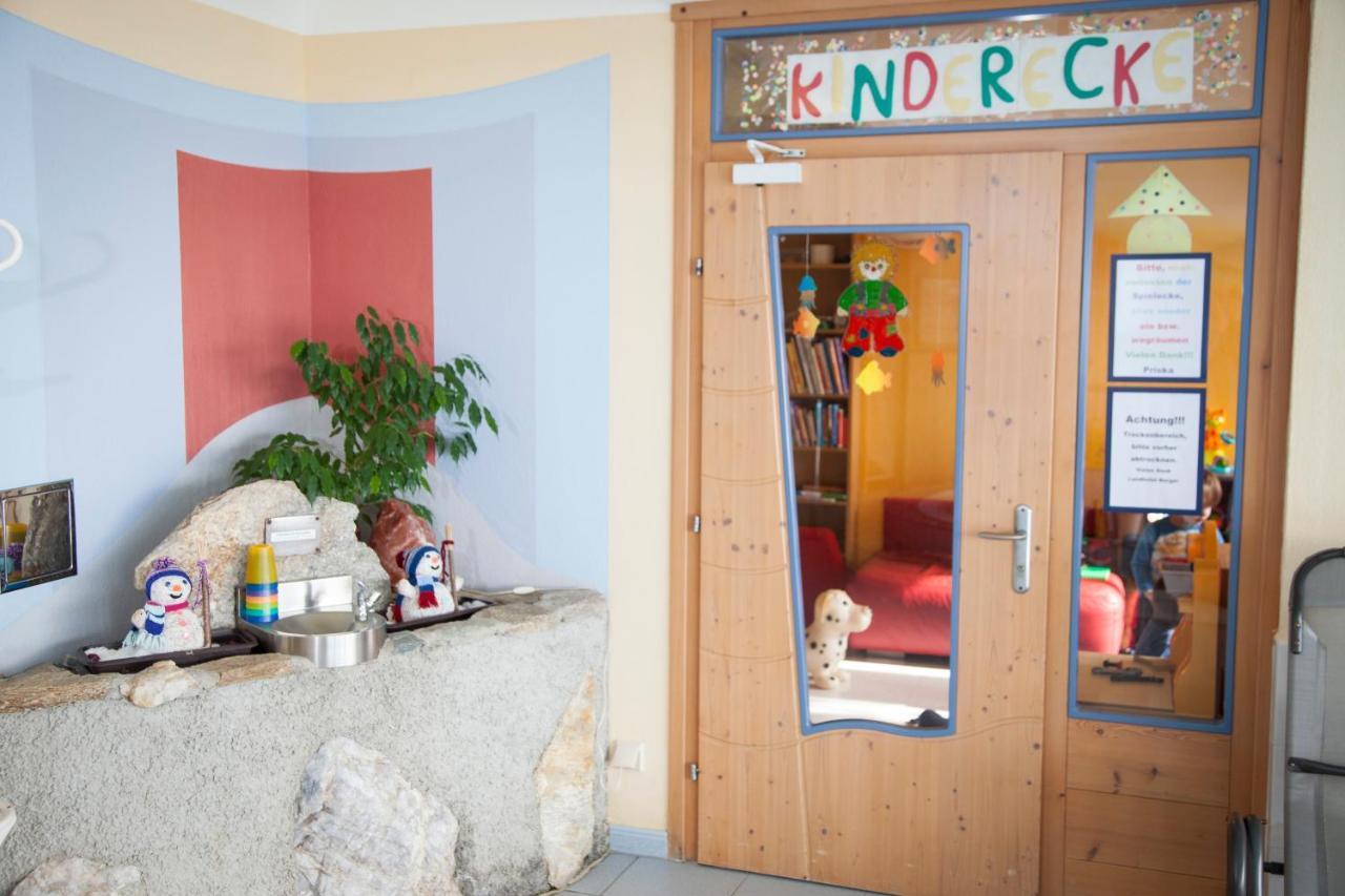 Familienhotel Berger Санкт-Якоб-им-Вальде Экстерьер фото