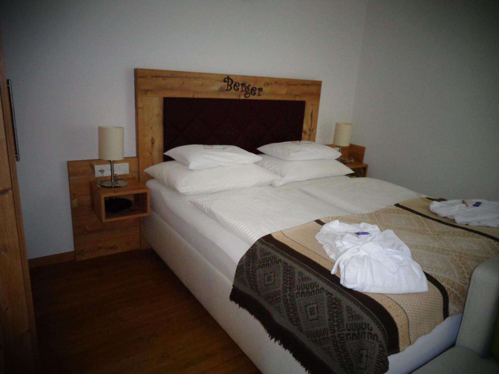 Familienhotel Berger Санкт-Якоб-им-Вальде Экстерьер фото