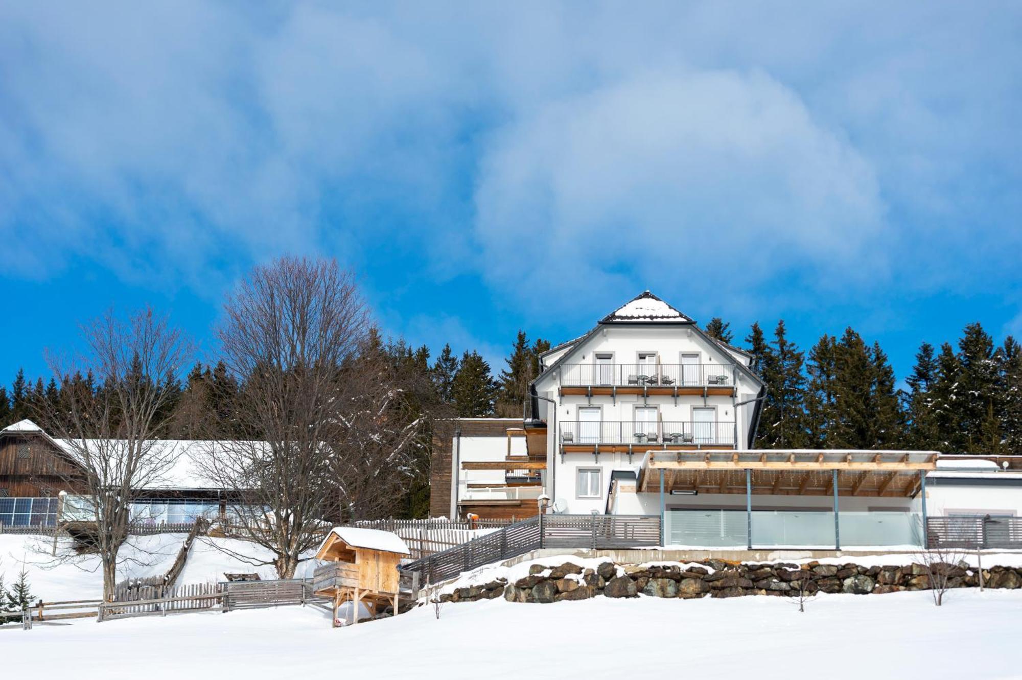 Familienhotel Berger Санкт-Якоб-им-Вальде Экстерьер фото